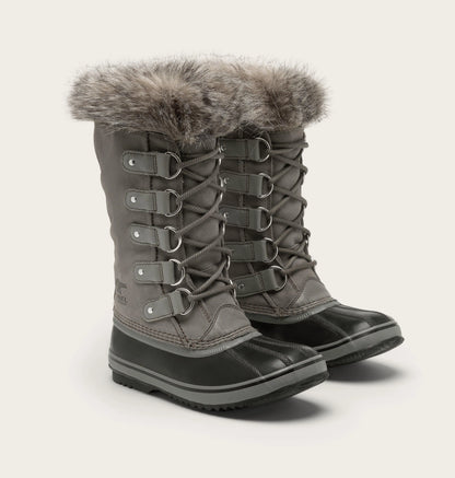 Quarry, Black