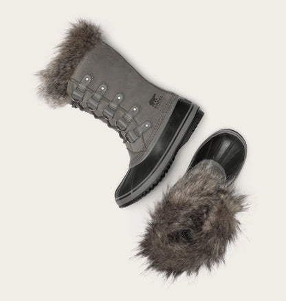 Quarry, Black