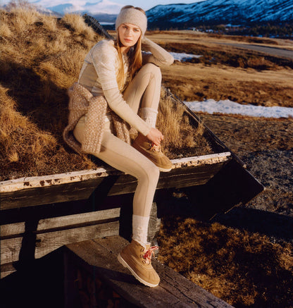 Caribou Buff, Caribou Beige