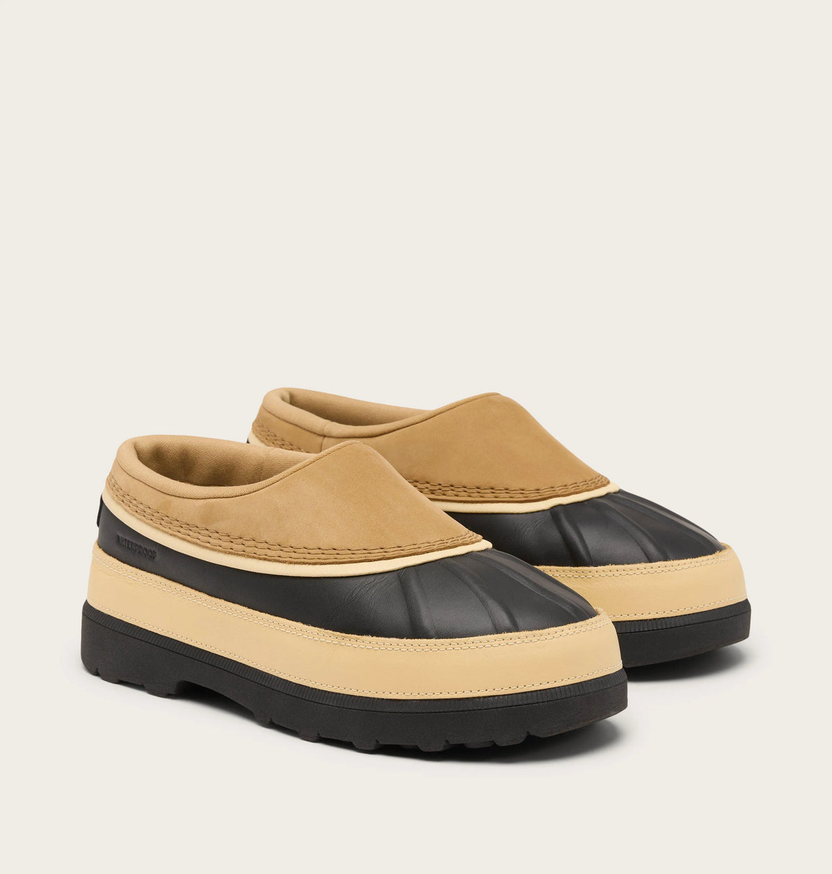 Caribou Buff, Black