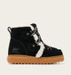 Black, Gum 2
