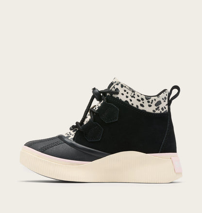 Black, Pink Salt