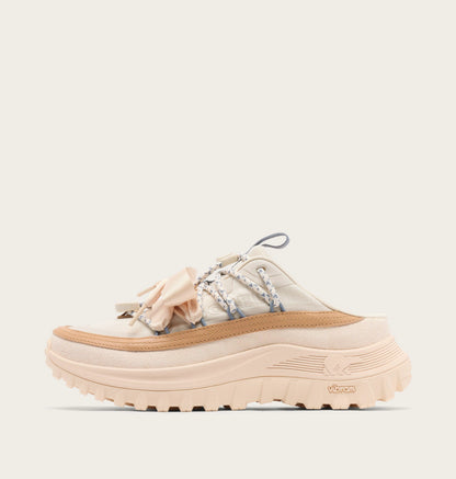 White Peach, Chalk